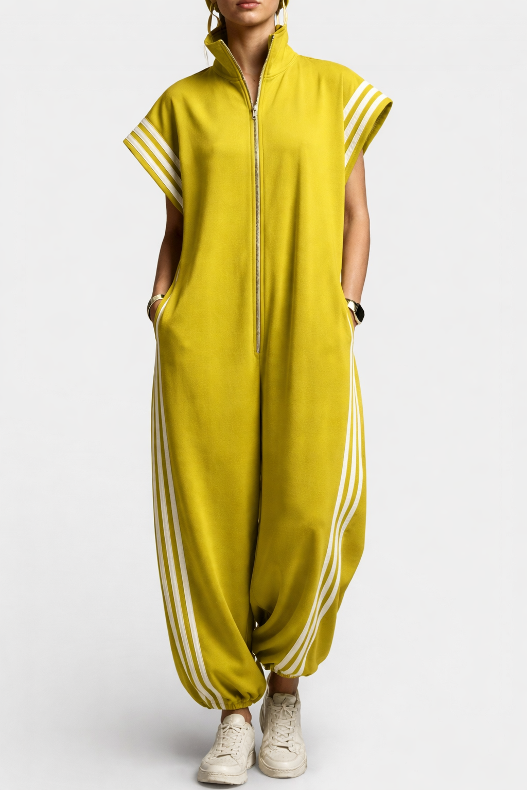 Valentina | Stilig ärmlös jumpsuit med dragkedja