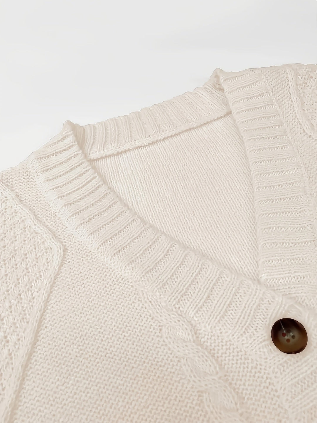 Lucinda | Mysig Kabelstickad Knapp Cardigan