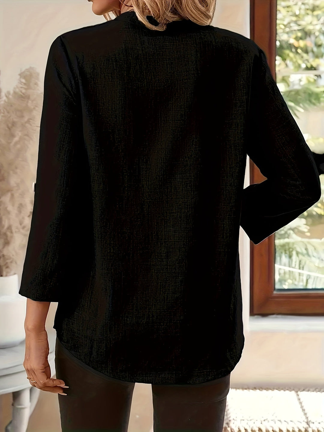 Ophelia | Avslappnad V-ringad Blus