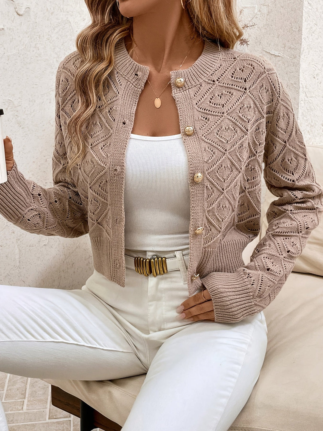 Della | Texturerad Knapp-Front Kofta