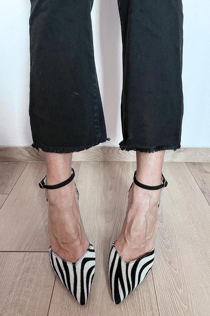 Quinn | Zebra Print Ankelremmar Klackar