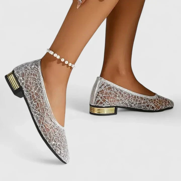 Cassidy | Elegant Spetsiga Ballerinaskor