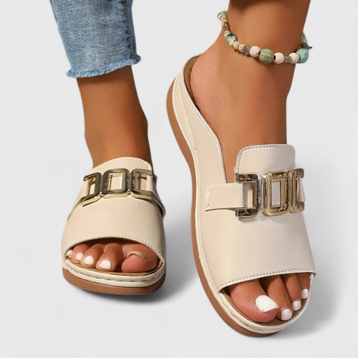 Sienna | Bekväm Ortopedisk Spännsandal