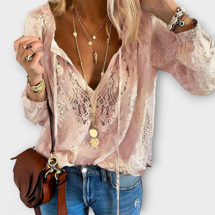 Fleur | Romantisk Blus med Knytdetalj