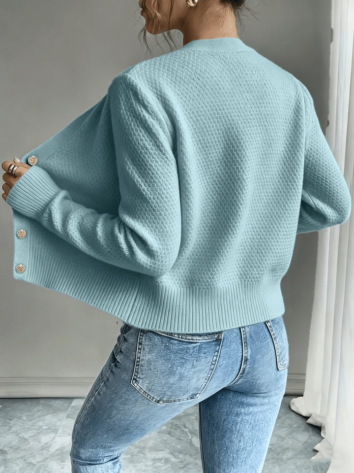 Eleanora | Kabelstickad Knäpp-Front Kofta