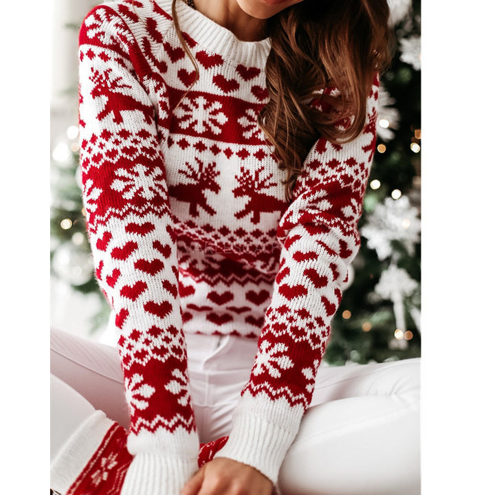 Stickad jultröja dam med älg och snöflingor – mjuk jacquard