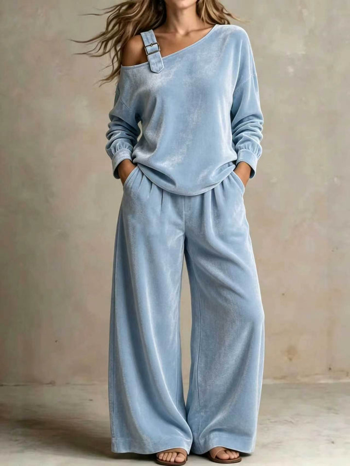Loungeset dam i sammet – off shoulder-tröja och långa byxor