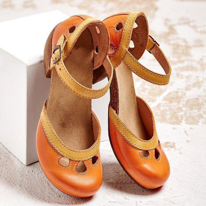 Felicity | Komfortable Lågklackade T-Sandaler