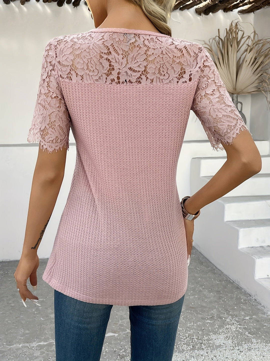 Delphine | Blus med Spetsdetaljer