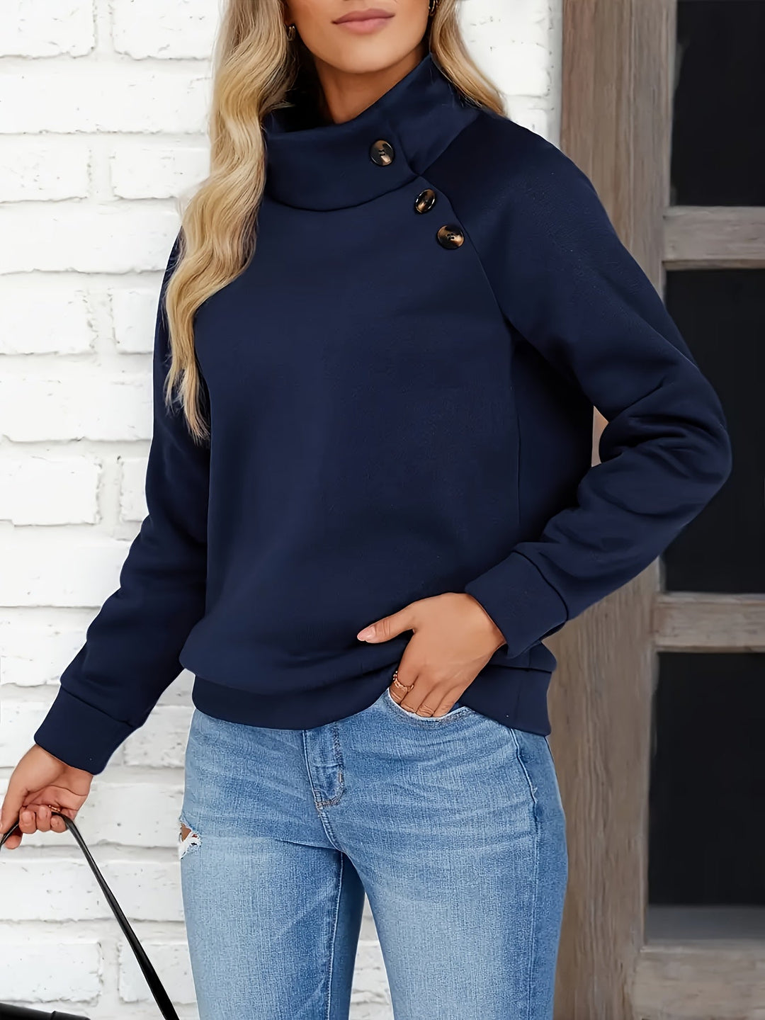 Kirsten | Knapp-Accent Ståkrage Sweatshirt
