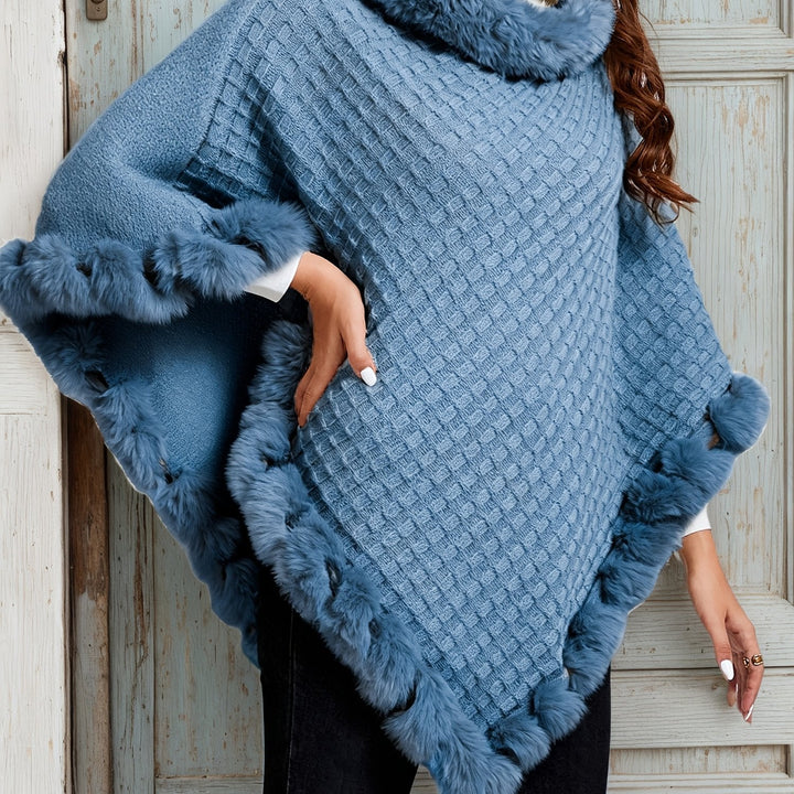 Willow | Mysig Poncho med Pälsdetaljer