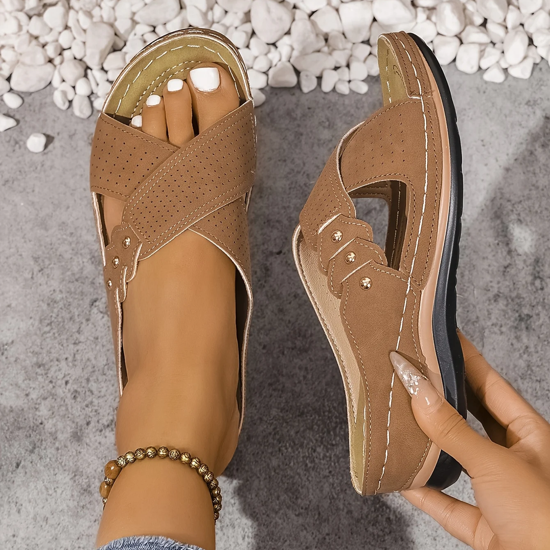 Charlotte | Premium Ortopedisk Kil Sandal