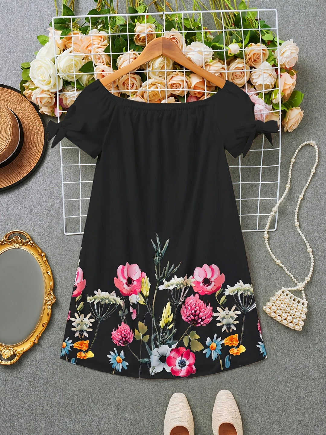 Gemma | Off-Shoulder Blommig Klänning med Slips