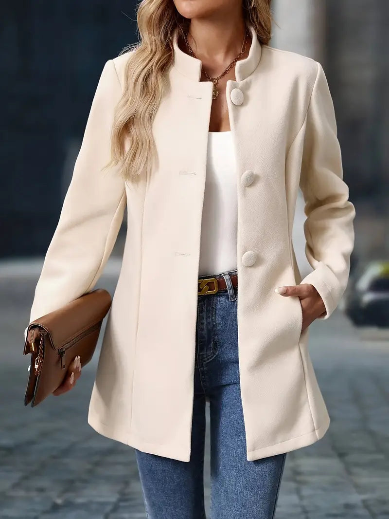 Juliette | Elegant Kappa med Ståkrage och Knappar