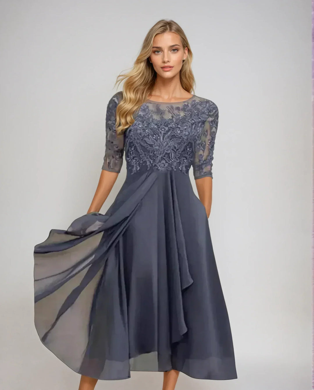 Adelaide | Elegant spets midi klänning