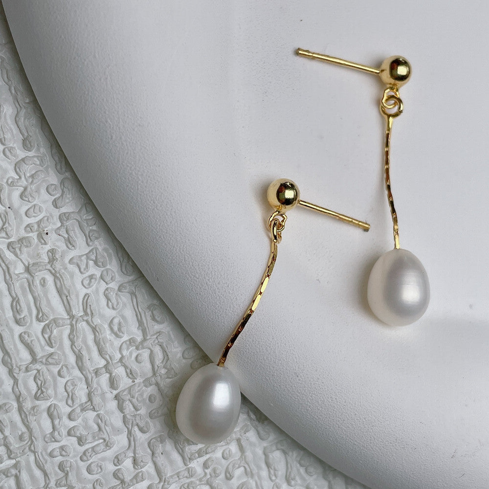 Colleen | Avslappnade Drop Pearl Örhängen