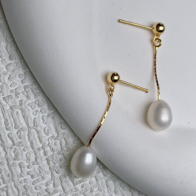 Colleen | Avslappnade Drop Pearl Örhängen