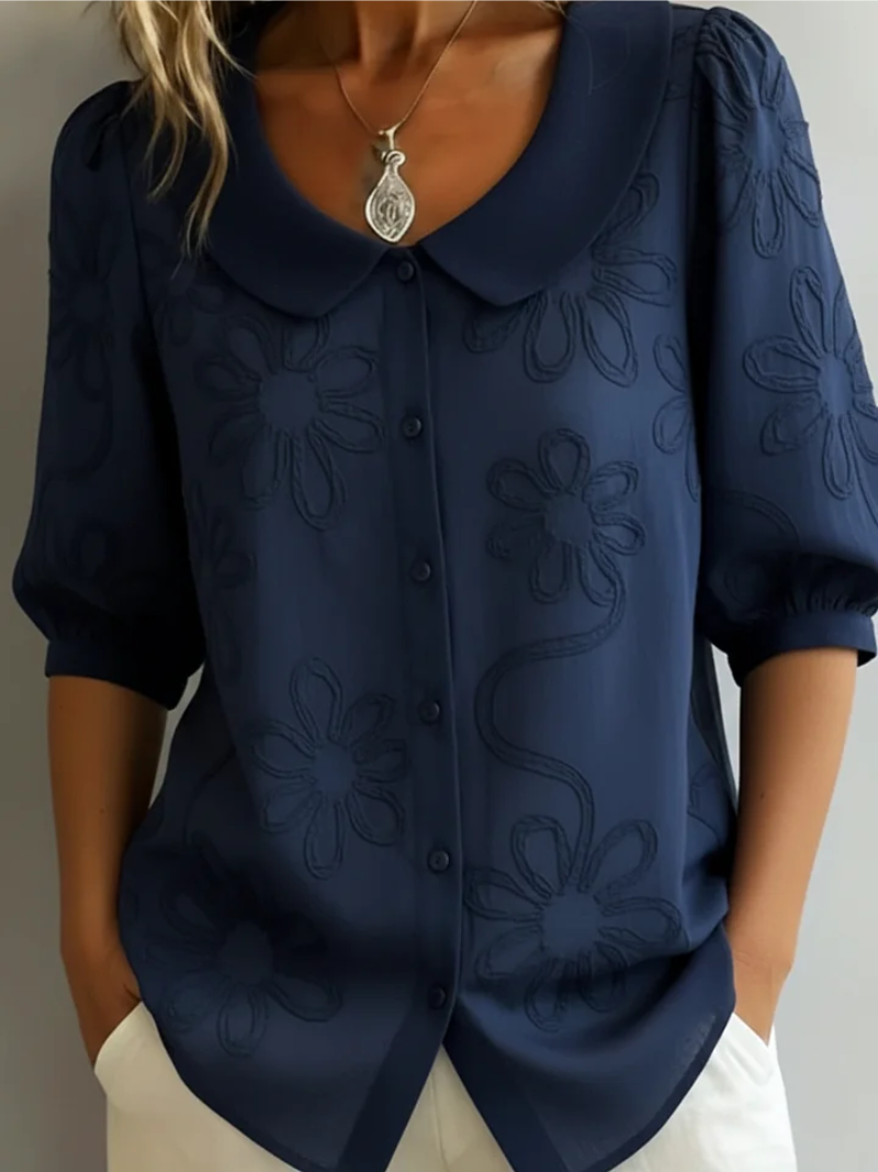 Alyssa | Stilren Broderad Blomblus
