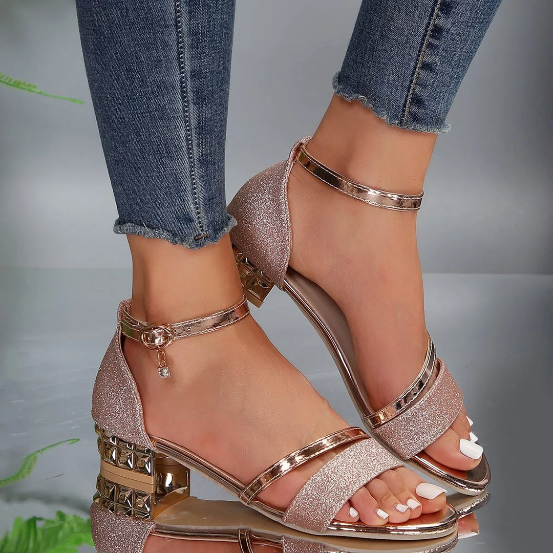 Regina | Elegant Blockklack Sandaler