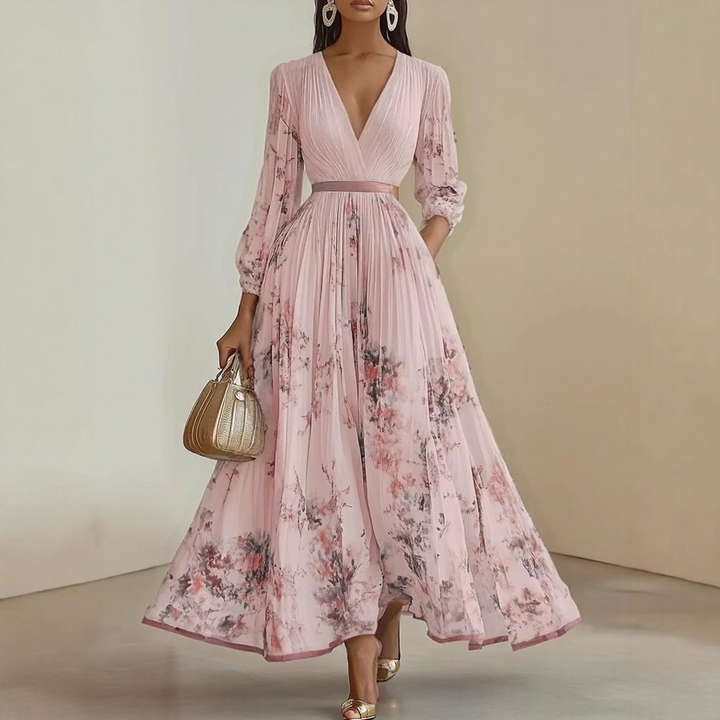 Alexia | Elegant Plisserad Maxi V-klänning