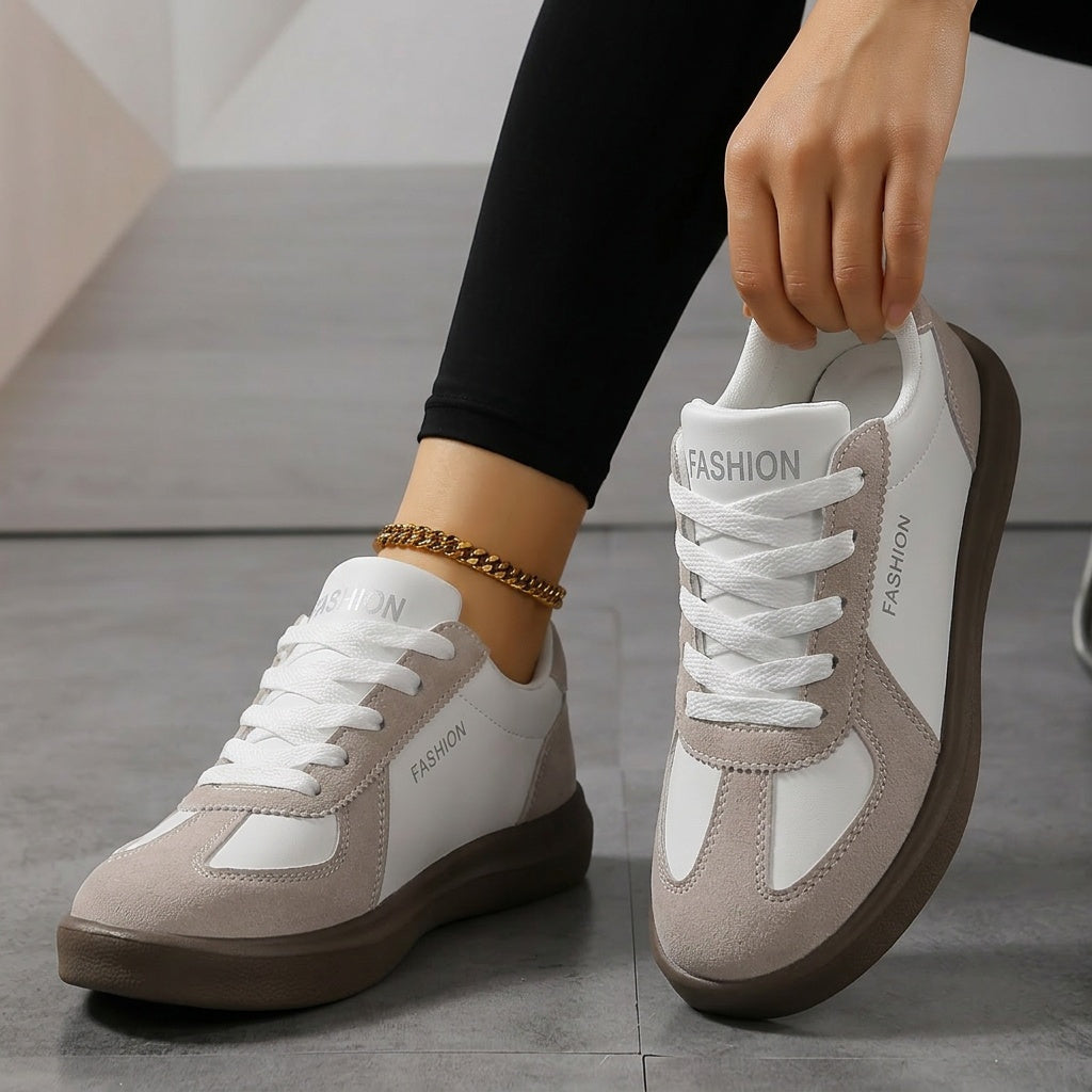 Frances | Vardags Sneakers med Snörning
