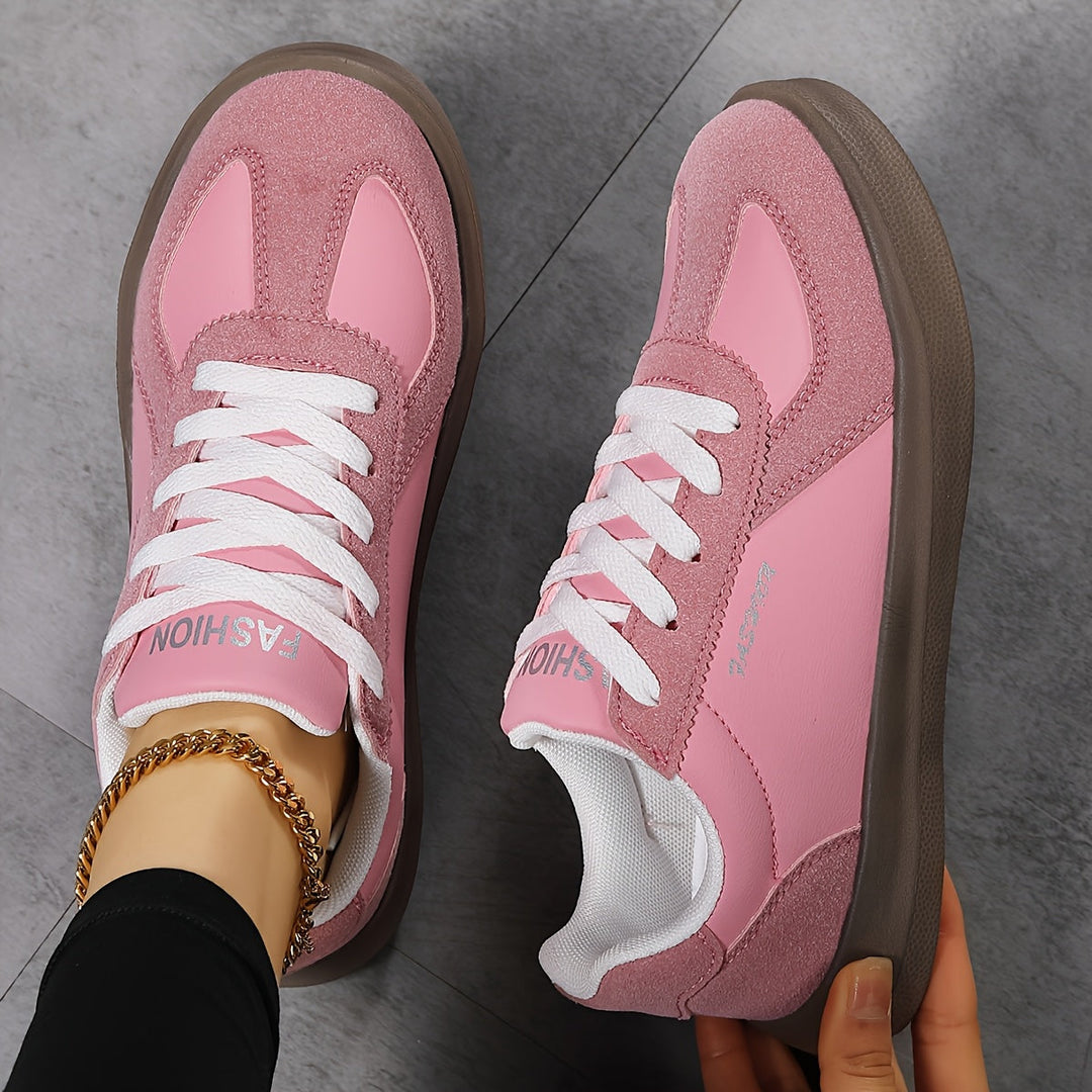 Frances | Vardags Sneakers med Snörning