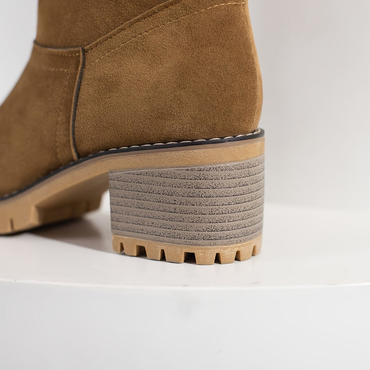 Eleanor | Mysiga Cuffade Ankelstövlar