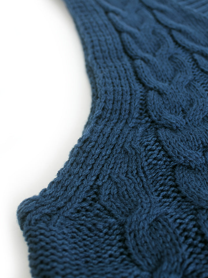Cora | Mysig Kabelstickad V-Hals Västsweater