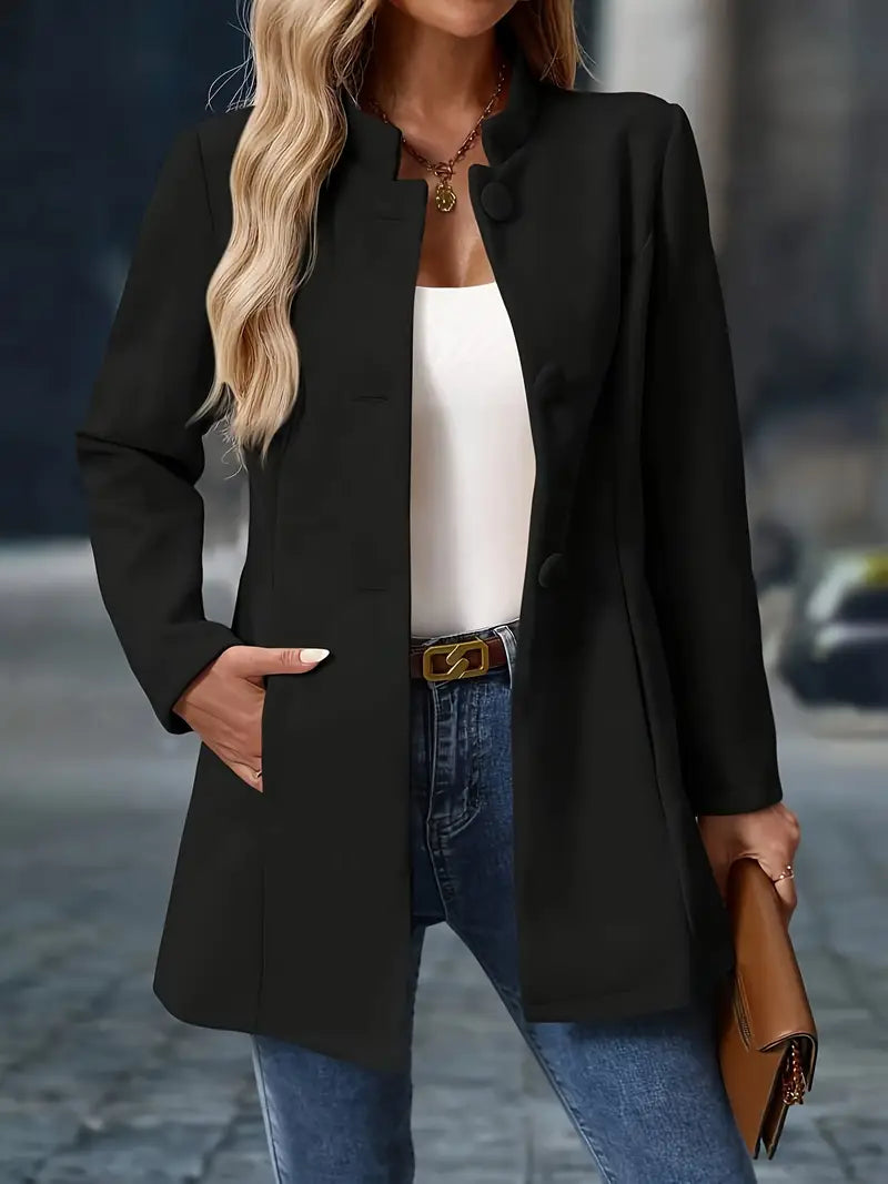 Juliette | Elegant Kappa med Ståkrage och Knappar