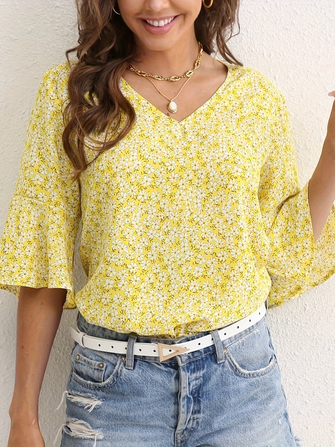 Lorraine | Blus med Blommig Volangärm