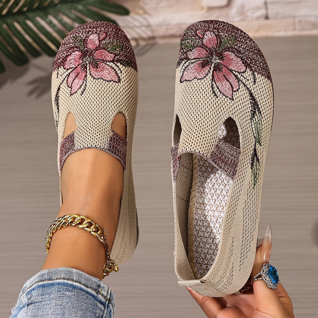 Marjorie | Broderade Slip-On Lågskor