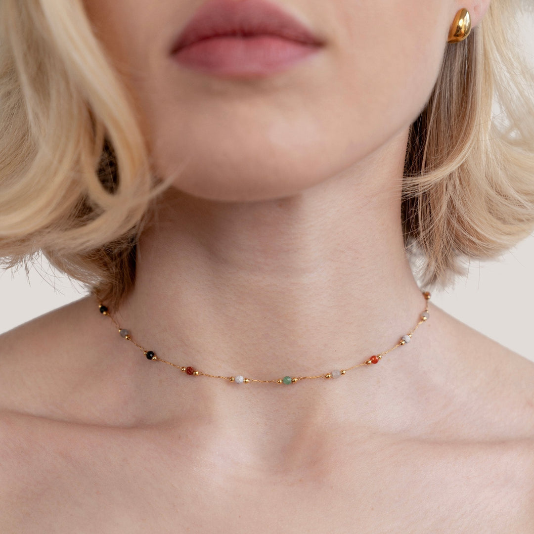 Donna | Elegant Pärlad Minimalistisk Halsband