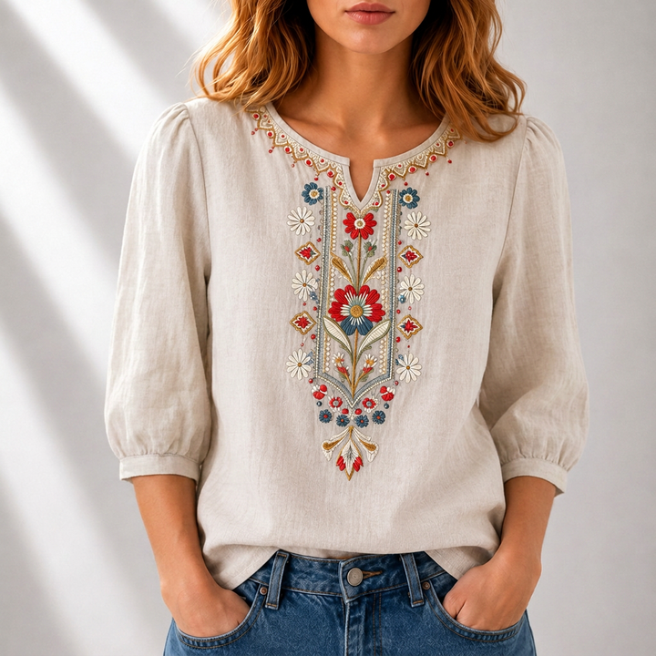 Lucia | Blommig Broderad Blus