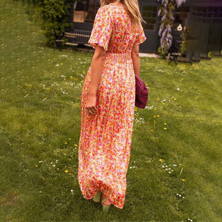 Emily | Klassisk V-ringad Blomklänning