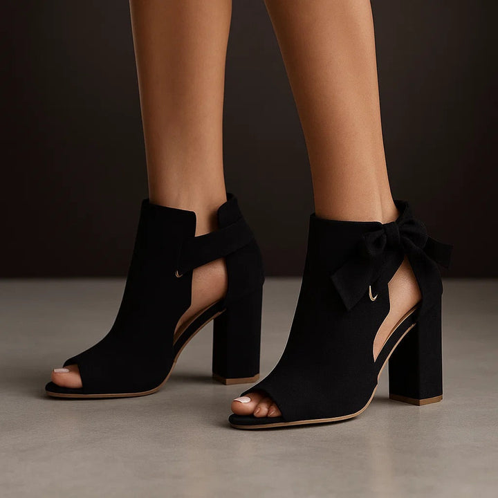 Marcella | Elegant Öppen Tå Bandklackar